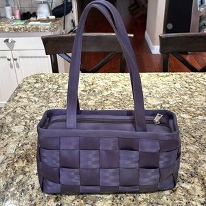 Harvey’s Seatbelt Bag